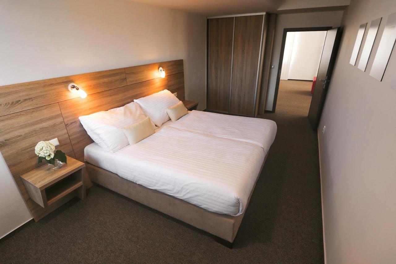 Residence Sirava *** Kaluža 外观 照片