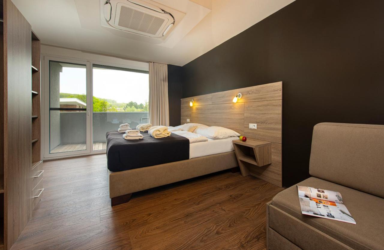 Residence Sirava *** Kaluža 外观 照片